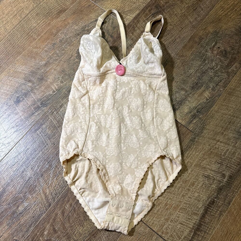 Vtg Nwt Flexees Bodyshaper Bodysuit Beige Tan Size 33B Style 3805 Floral Shaper